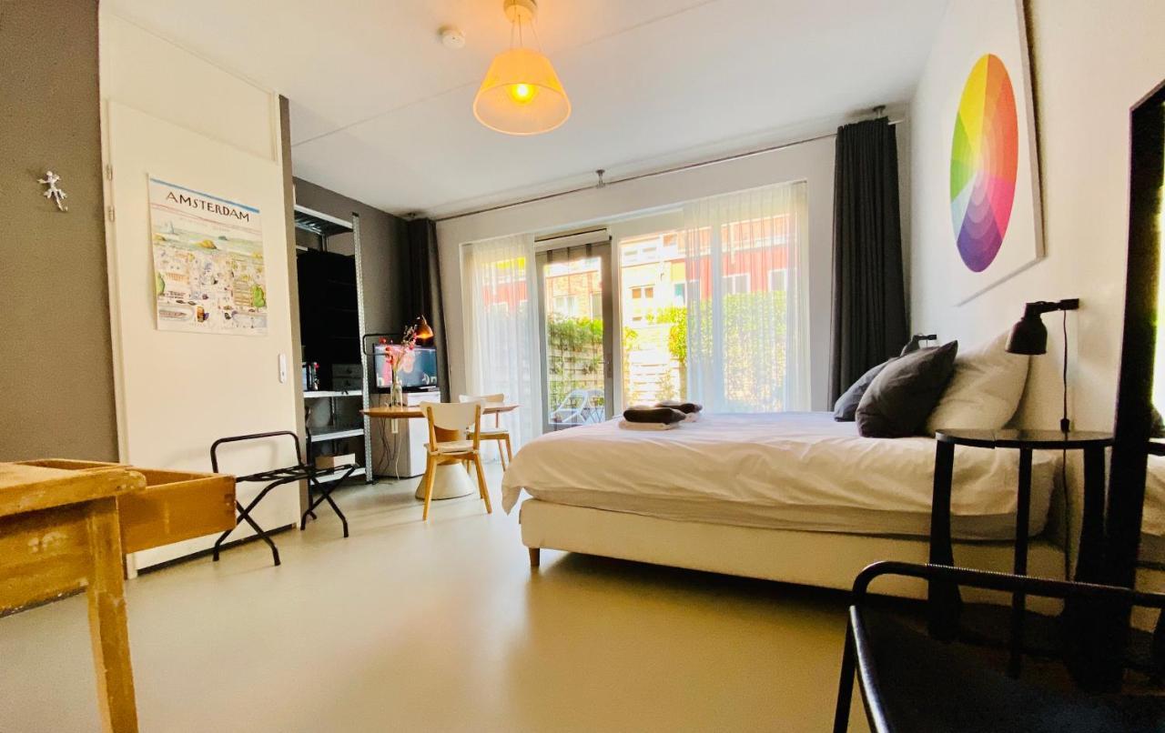 Private Studio With Free Car Parking Амстердам Экстерьер фото