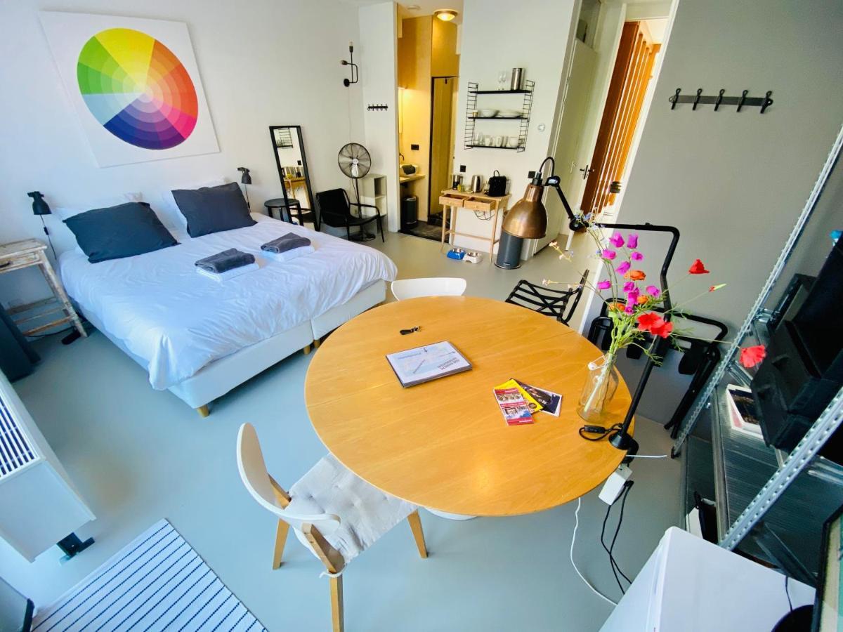 Private Studio With Free Car Parking Амстердам Экстерьер фото